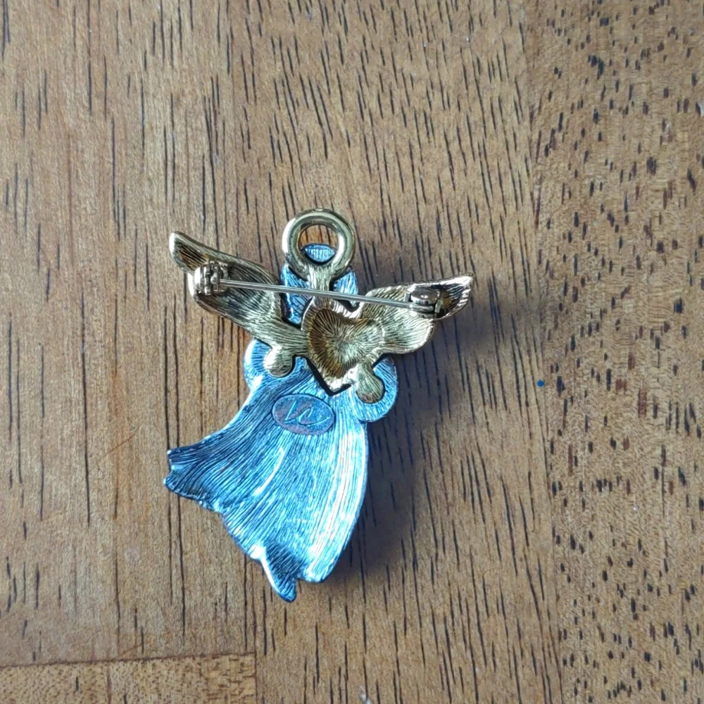 Vintage Liz Claiborne Angel with Heart Brooch